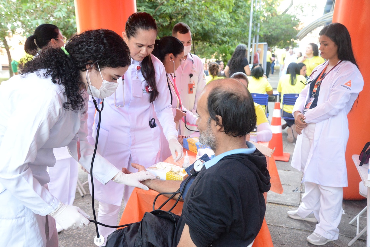 Aferição de pressão arterial e glicemia, multivacinação e testes rápidos para infecções sexualmente transmissíveis estao entre os serviços disponíveis