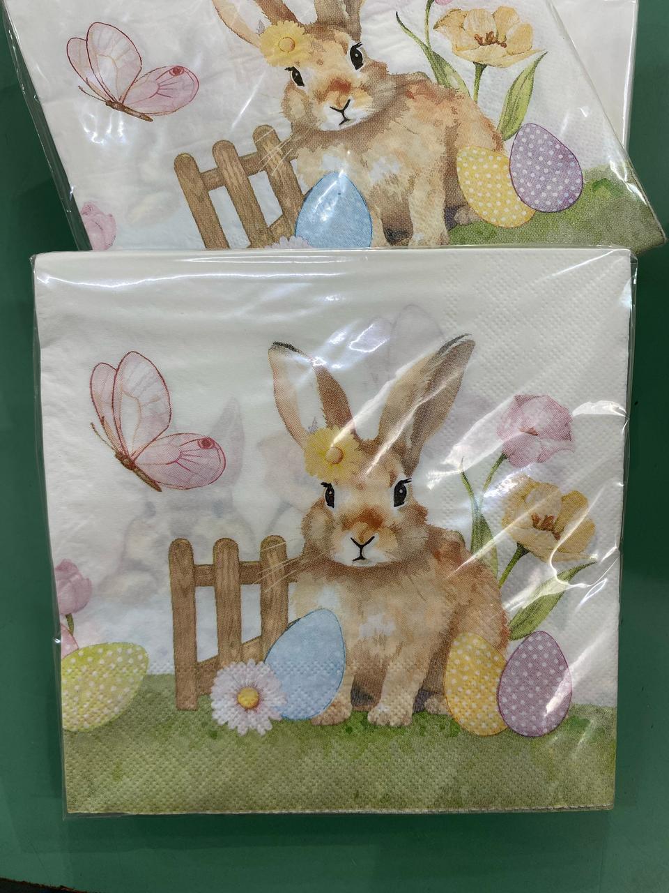 Artigos de papelaria e utilitários, como guardanapos, são algumas das opções encontradas na Ceasa