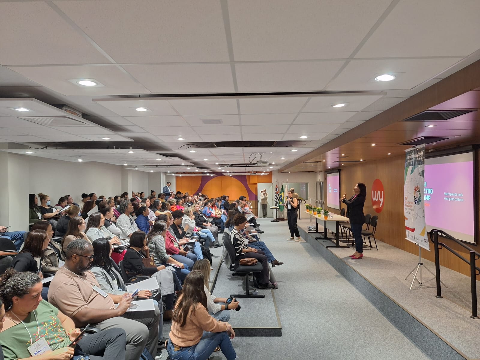 Neste sábado, discussões estão acontecendo na Estação Cultura