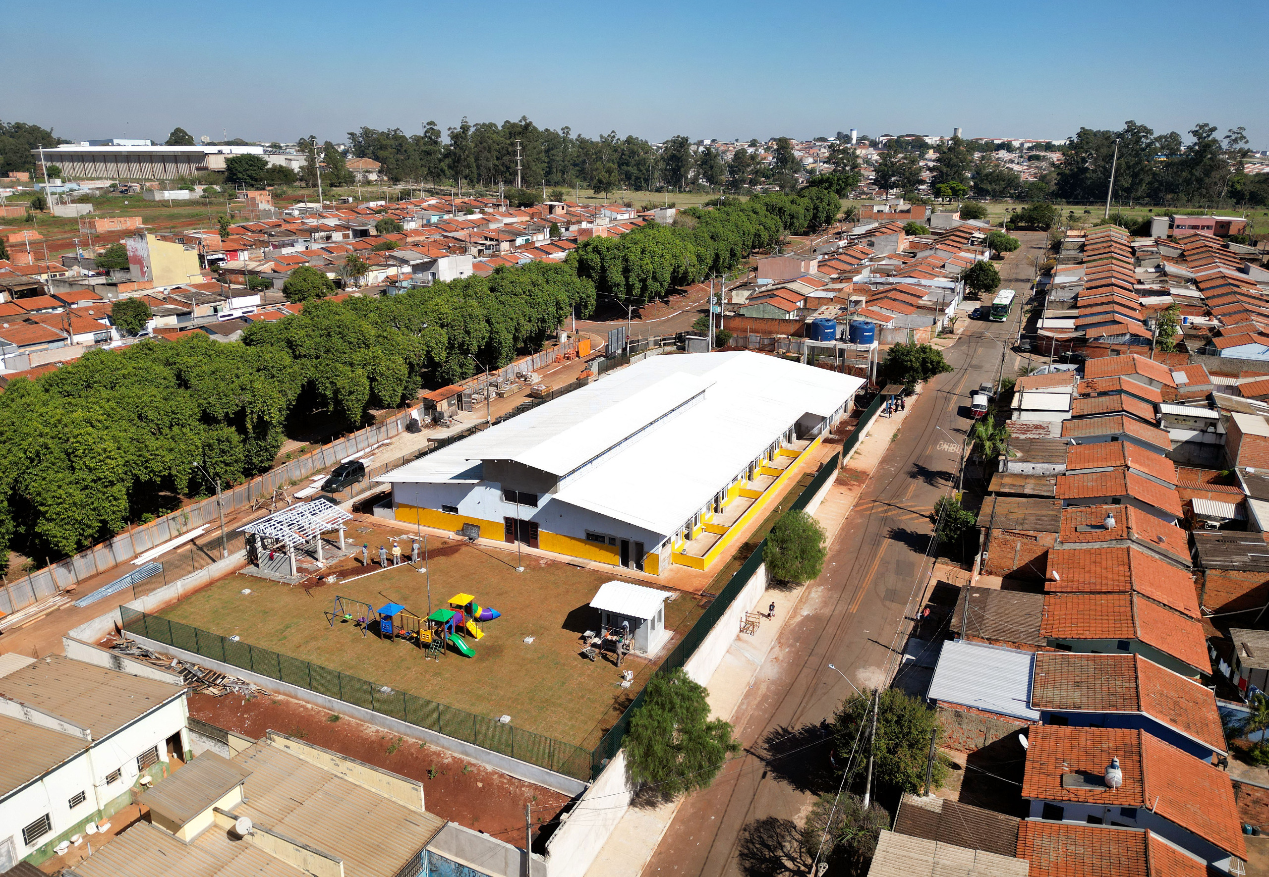 Imagem feita durante as obras da nova creche que atenderá 320 crianças entre 0 e 5 anos