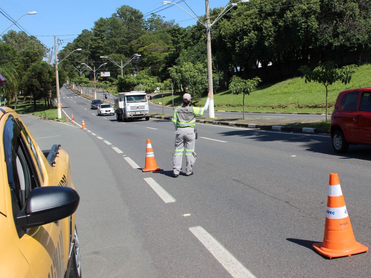 Objetivo é garantir a acessibilidade aos cemitérios do município, com segurança nos deslocamentos e fluidez viária.