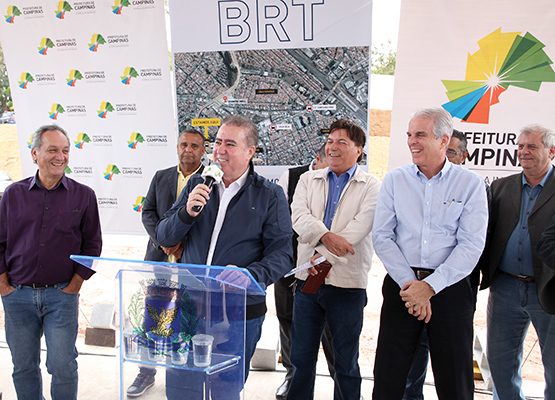 Em cerimônia na manhã de hoje, prefeito Jonas Donizette entrega quarto trecho