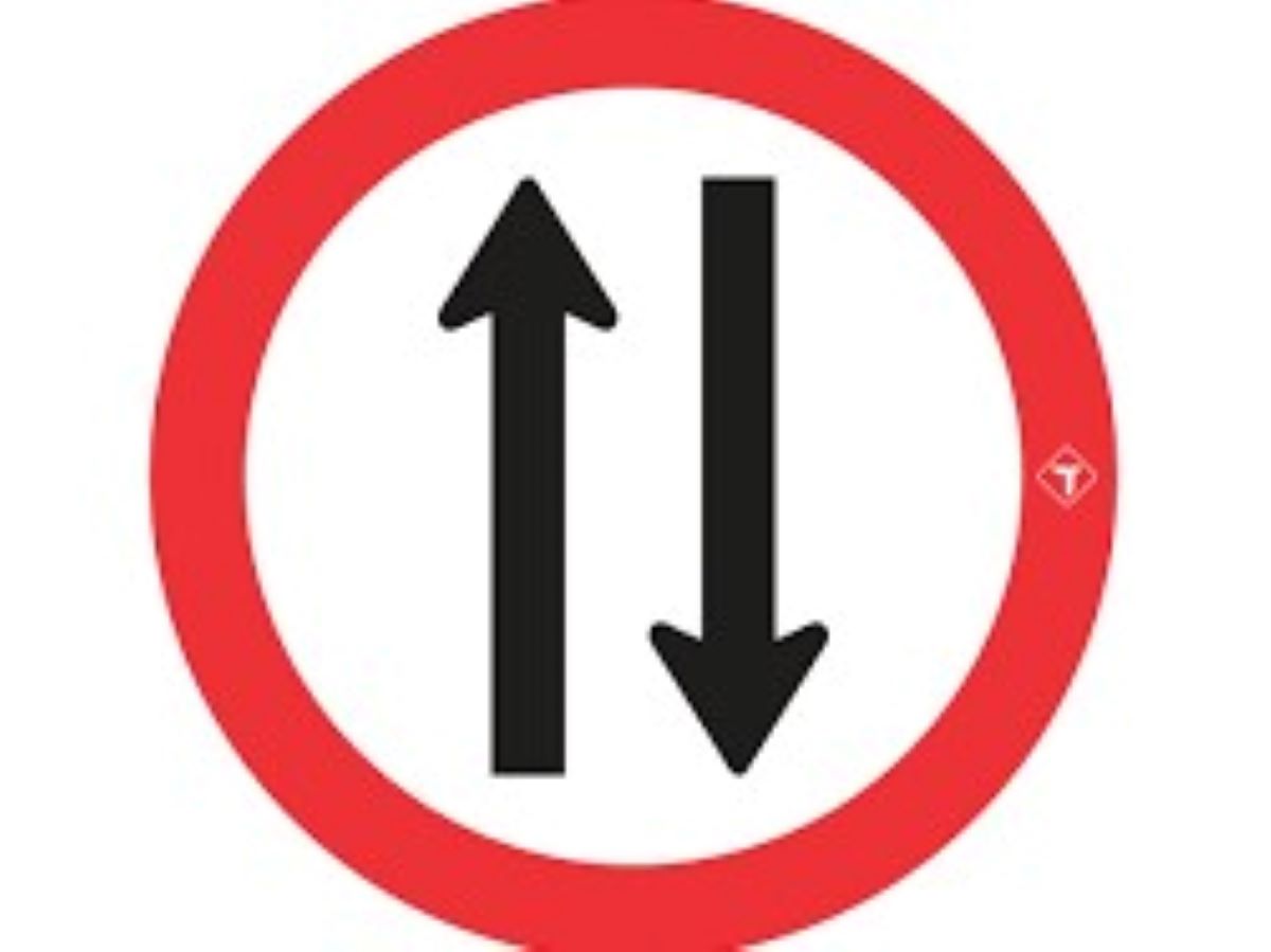 Duplo sentido passa a vigorar do número 250 até o cruzamento com a Rua Ernesto Ziggiatti