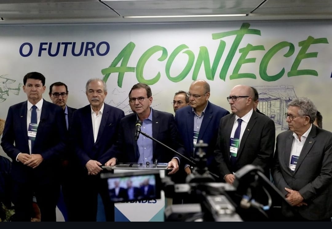 Dário Saadi representou a RMC em encontro com Mercadante e outros prefeitos para detalhar acesso ao crédito federal e apoiar empresas impactadas pelo tarifaço dos EUA