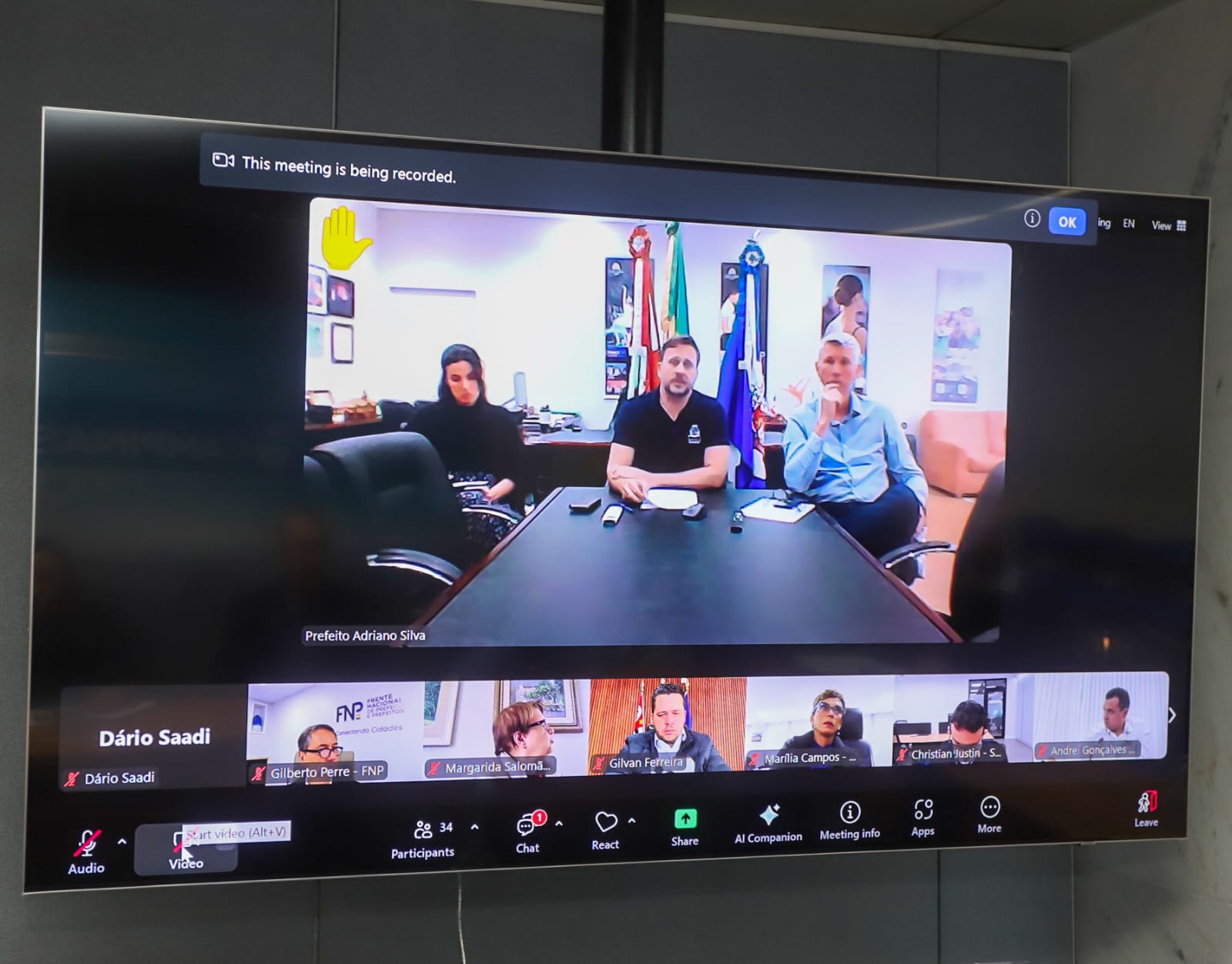 Com exportações anuais de US$ 250 milhões para os Estados Unidos, a cidade pode sofrer perdas de até 40% com a nova taxação americana