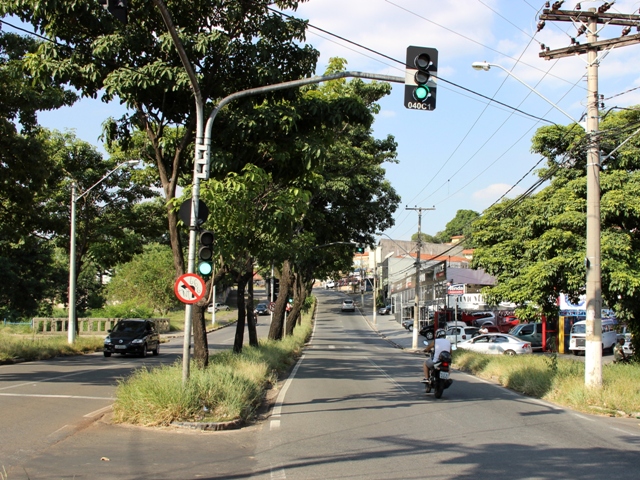 Novo trecho de obras provoca bloqueio parcial em trecho de aproximadamente 600 metros da via