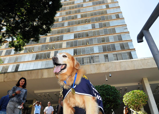 O mais novo aposentado do serviço público mantém a altivez