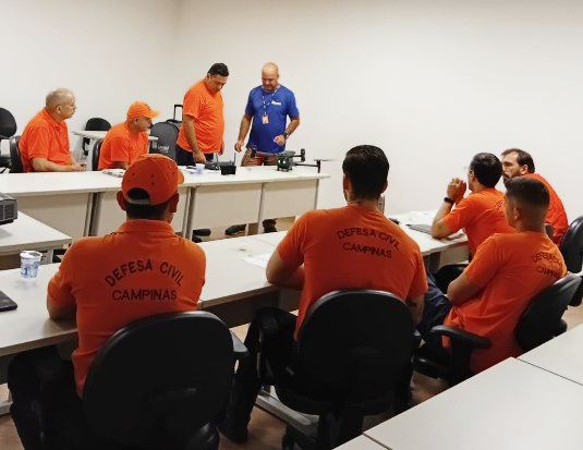 Equipamentos são utilizados em operações da Defesa Civil