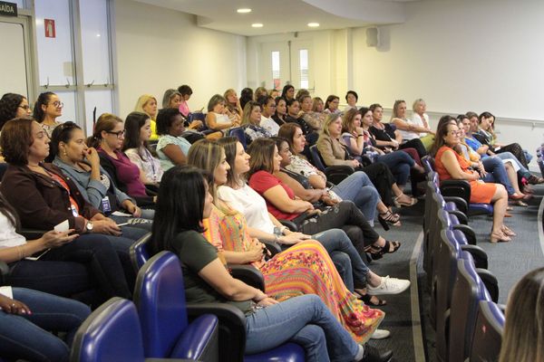Palestras discutiram auto-imagem ...