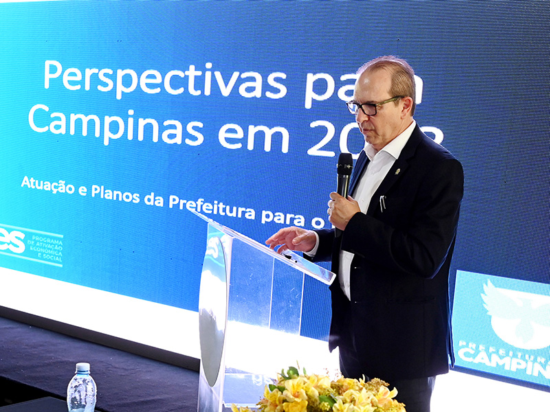 Secretário apresentou dados das finanças do município. 