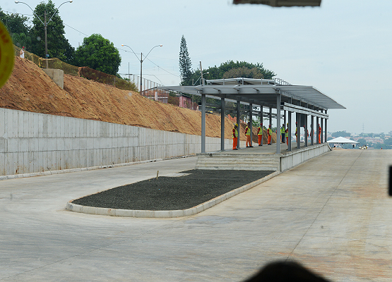 Trecho com obras já adiantadas