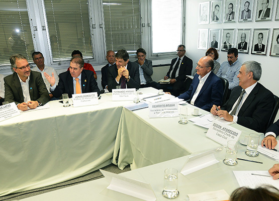 Prefeito Jonas falou em nome da RMC