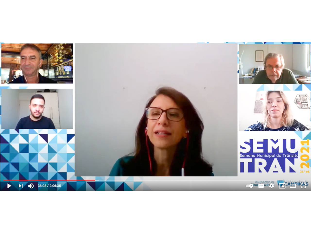 Debate reuniu especialistas, que pediram por melhor formação dos motociclistas, respeito às regras de trânsito e mais fiscalização