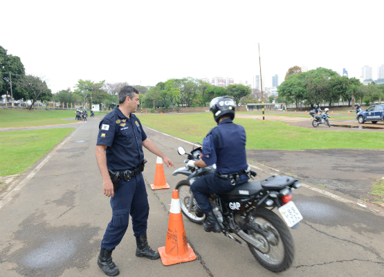  deslocamento de comboio, escolta ...