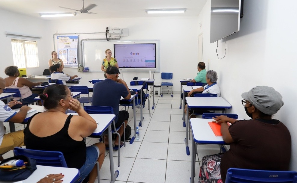 Durante os primeiros seis meses do ano, a EJA – Anos Iniciais matriculou 1.435 estudantes