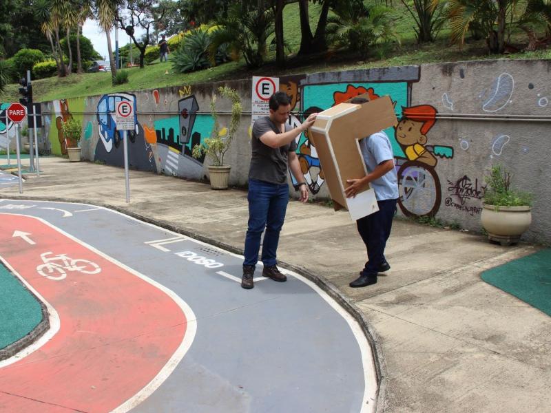 Transporte de grandes volumes é outra situação simulada no treinamento