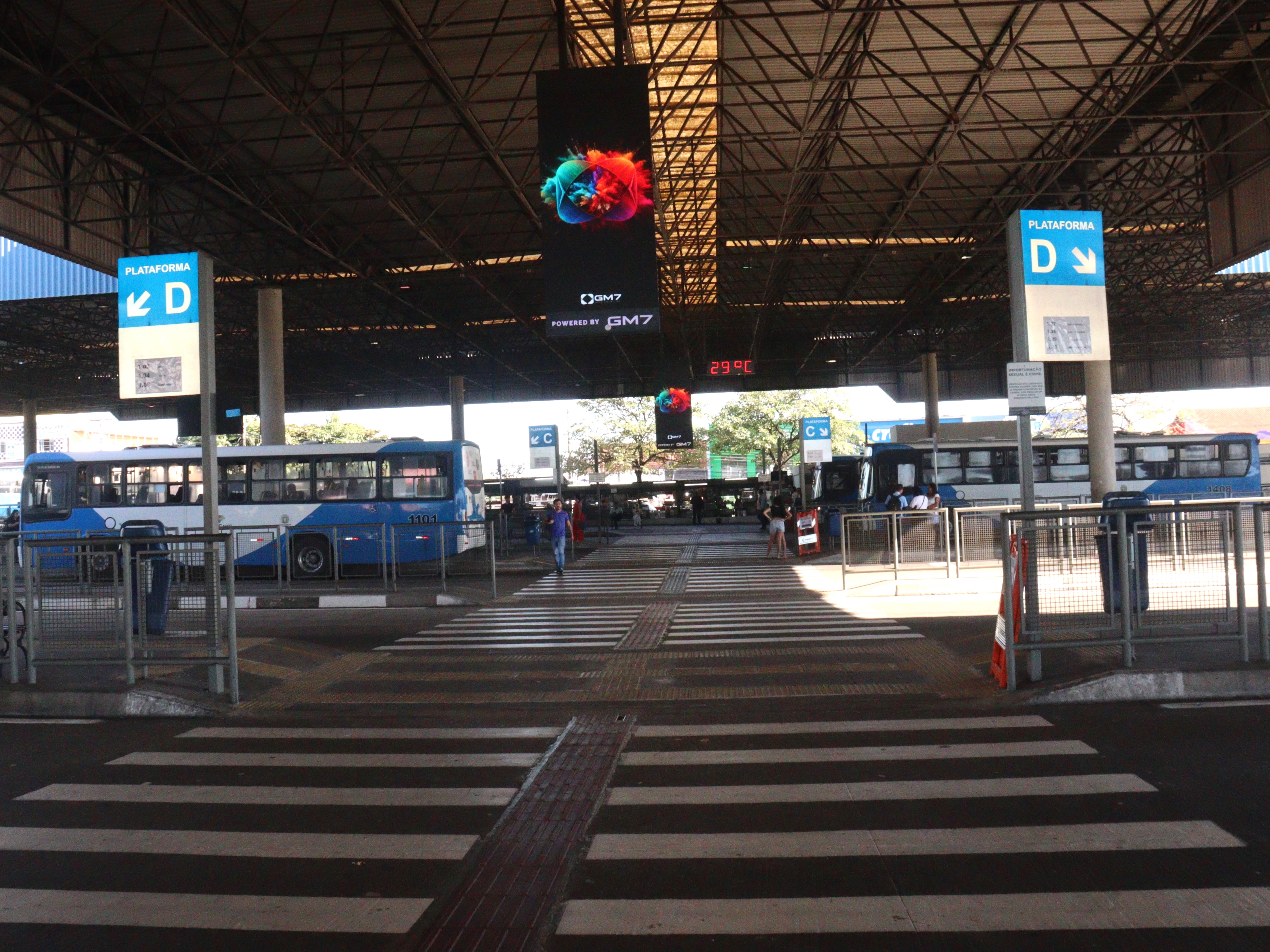 Nesta sexta-feira, 13, Terminal Ouro Verde foi um dos impactados pela paralisação de motoristas de ônibus em Campinas