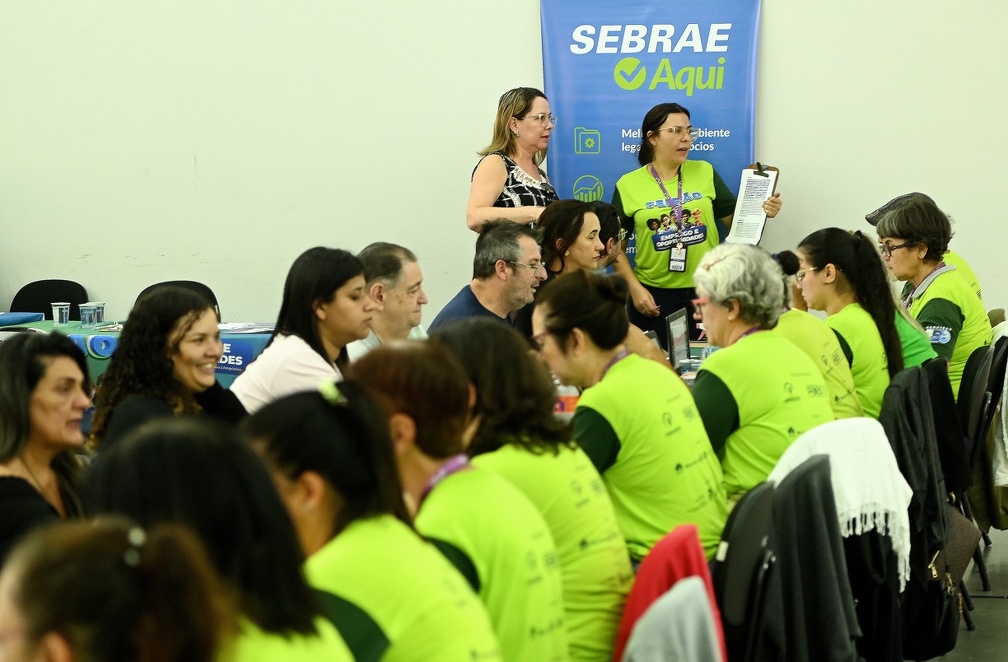 Os candidatos passavam por triagem com funcionários do Cpat e em seguida eram encaminhados para entrevistas com representantes das empresas