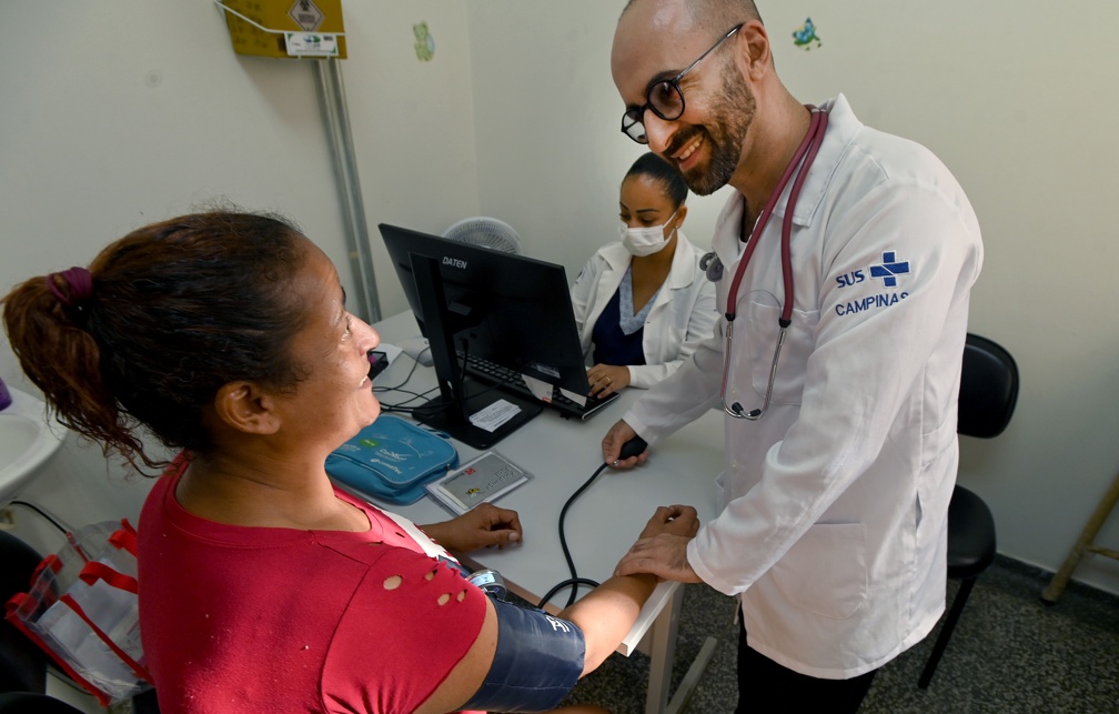 A Saúde fica com 26,77% das receitas correntes de impostos