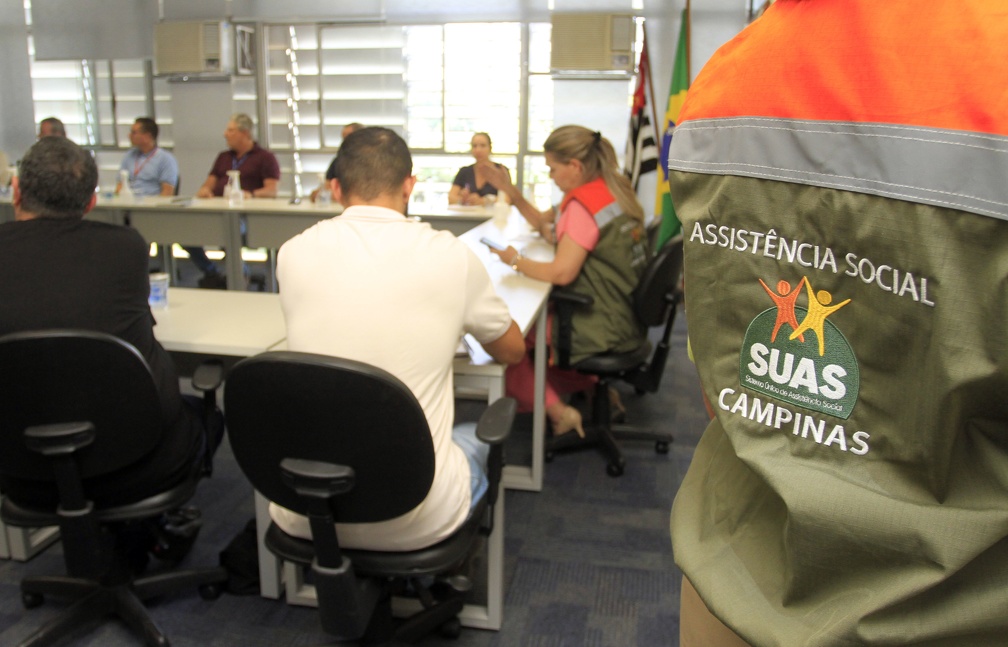 A Defesa Civil de Campinas fez a primeira reunião do Comitê Gestor da Operação Estiagem 2025 na tarde desta sexta-feira, 23 de maio, na Sala de Resiliência e Desastres