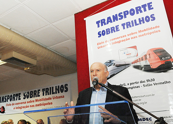 Milton Serafim, prefeito de Vinhedo