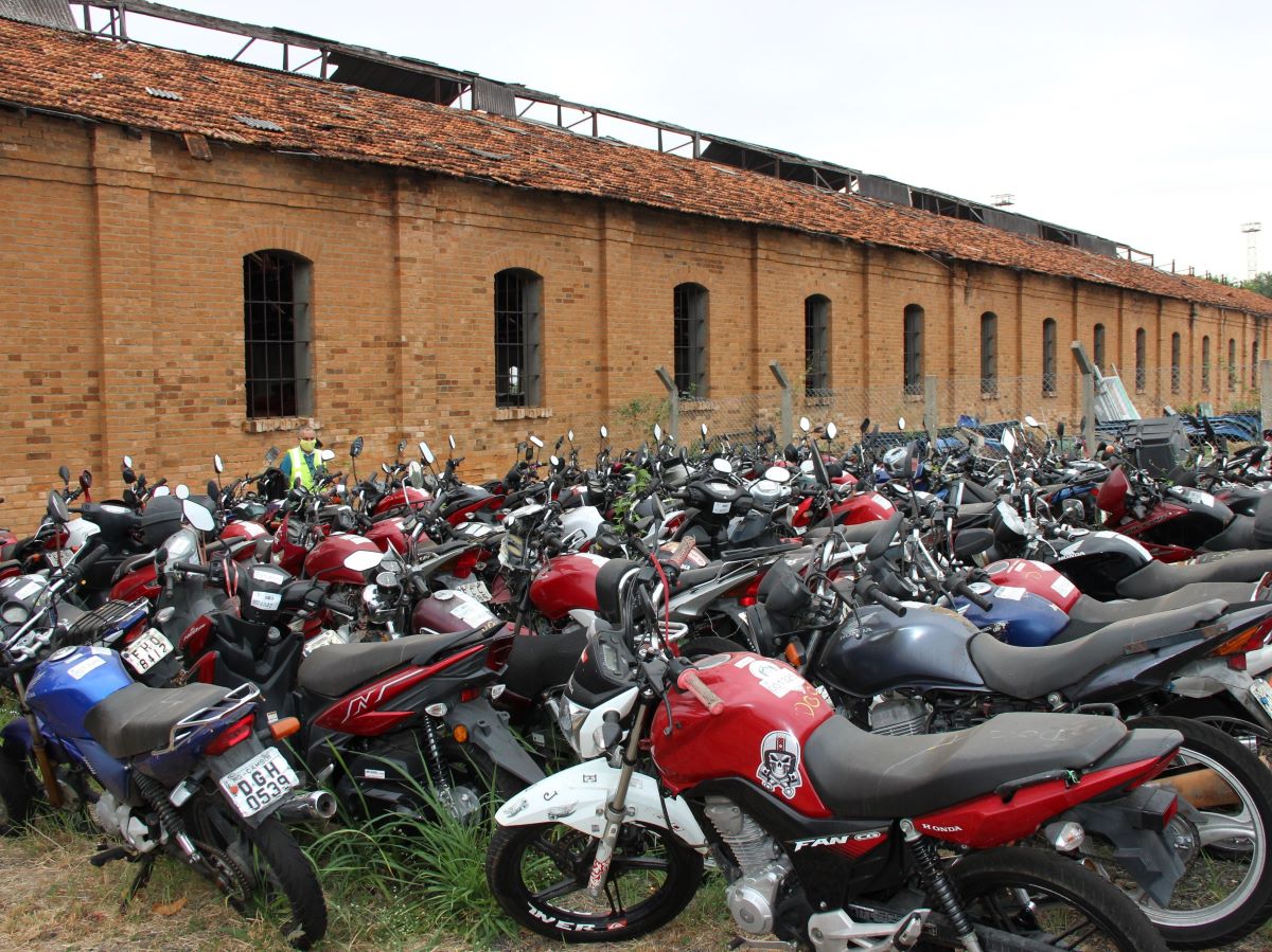 E 86 motos com documentação