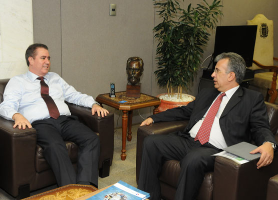 Encontro foi no gabinete do prefeito