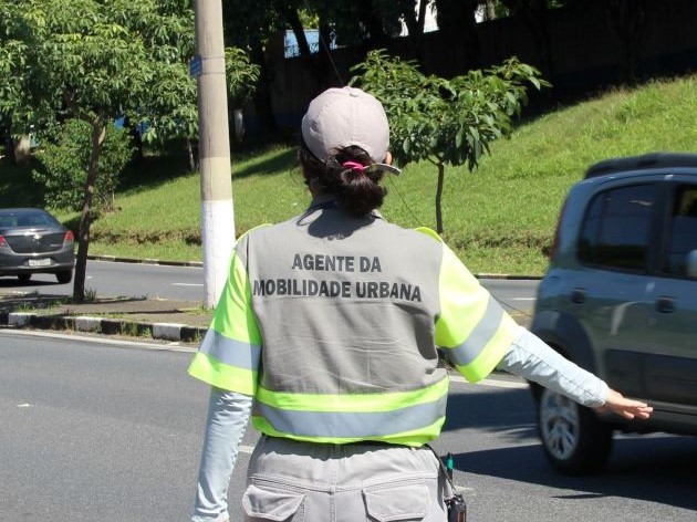Seis agentes da Emdec trabalharão na operação, organizando o trânsito e orientando os munícipes. 