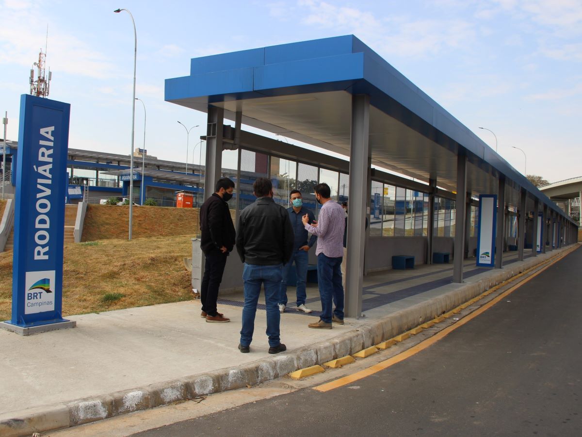 Grupo percorreu trechos do Corredor BRT e conversou sobre os desafios da mobilidade urbana