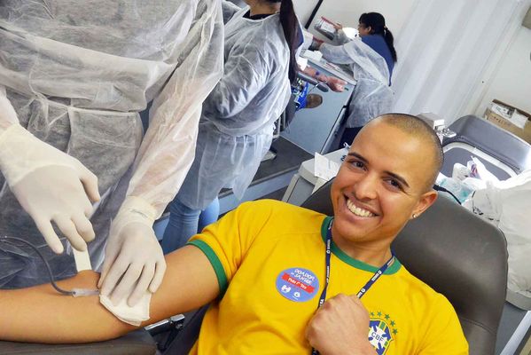 Funcionário da Sanasa doa sangue 