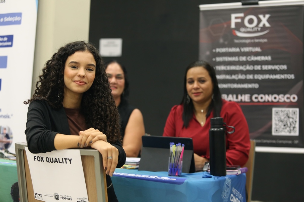 Algumas empresas mantêm funcionários no Feirão para agilizar a seleção dos candidatos