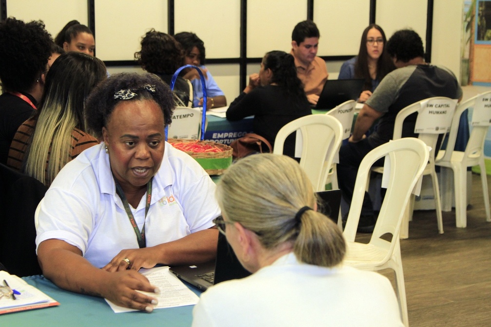 Feirões em pontos variados da cidade facilitam o acesso dos candidatos