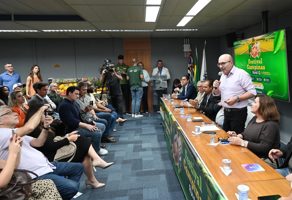 Dário destaca a importância de institutos de tecnologia também estarem presentes no Festival