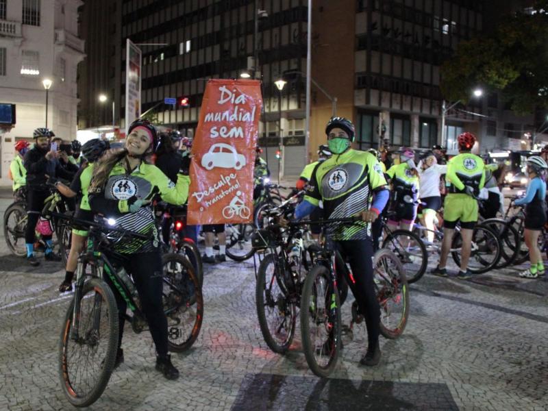 Passeio mostrou bicicleta como meio de transporte que promove qualidade de vida