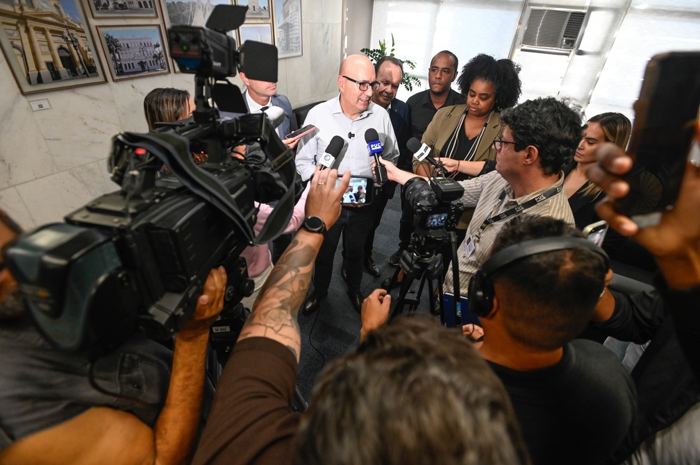 Prefeito destacou a necessidade de "persistência nessa luta, para que um dia o racismo vire coisa do passado”