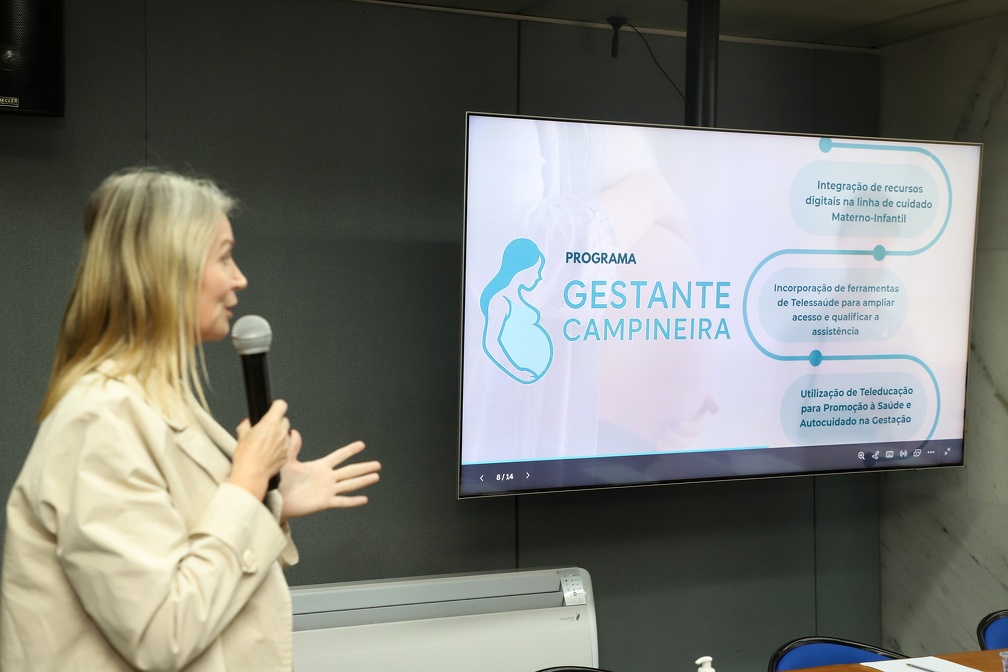 Pré-natal, planejamento do parto e cuidados com o recém-nascido são temas abordados no curso