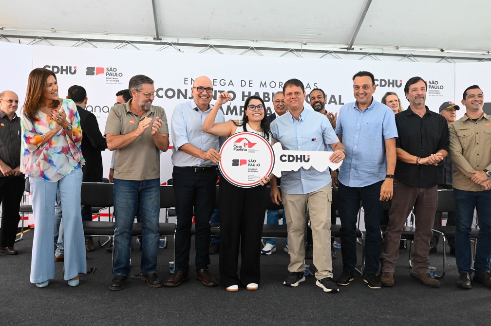 Campinas recebeu unidades habitacionais e títulos de regularização fundiária