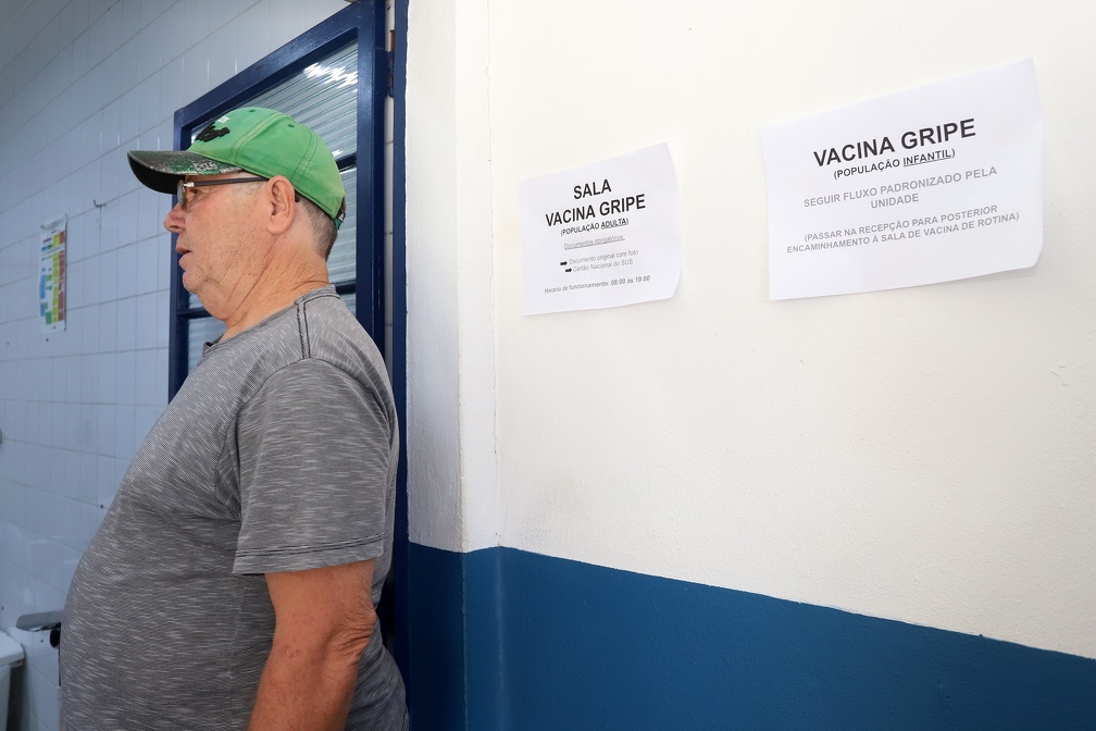 Vacinação deste ano protege contra as gripes A (H1N1 e H3N2) e B