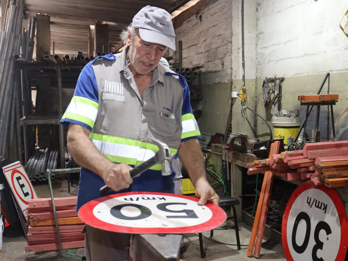 Frente de recuperação de placas promove o reaproveitamento de materiais