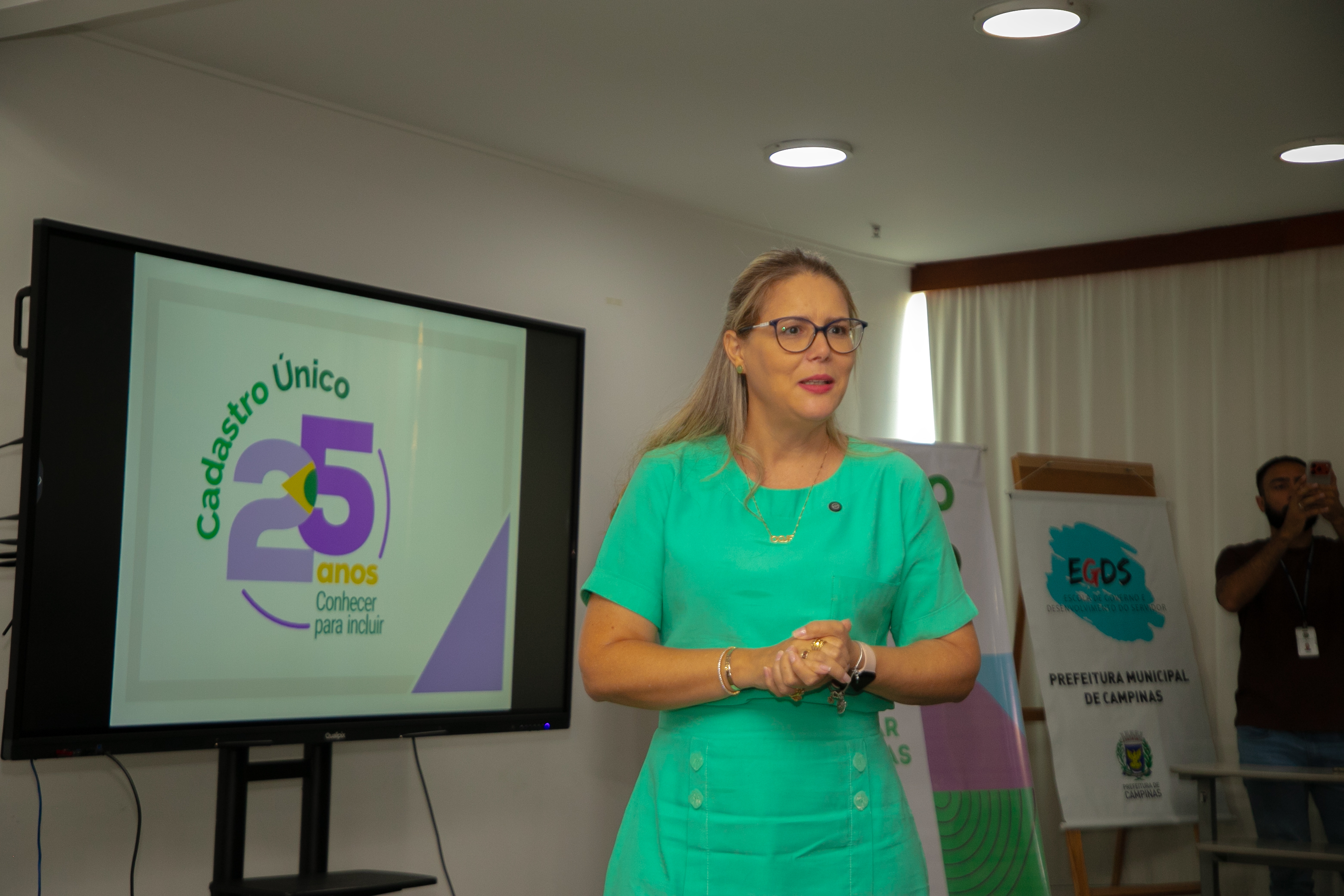 A secretária de Desenvolvimento e Assistência Social, Vandecleya Moro: “Nesse espaço, o cuidado ultrapassa o atendimento e se transforma em presença real na vida das pessoas”
