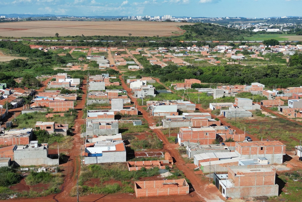 Nesta quinta, dia 7, a Sehab e a Guarda vão colocar placas para alertar as pessoas de que o parcelamento do local é irregular