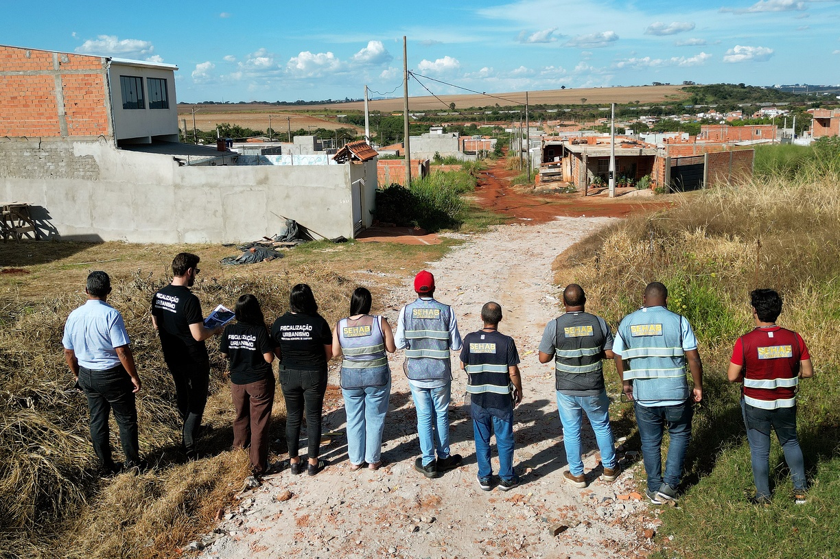 Participaram da fiscalização agentes do Urbanismo, Habitação e Guarda Municipal