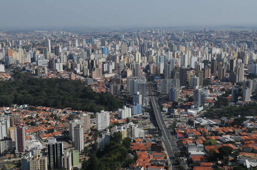 Secretária diz que a cidade cresce, se renova, e a legislação precisa ser atualizada