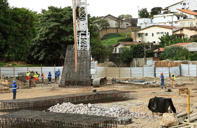 Atualmente, está sendo construído o túnel que vai ligar a avenida Princesa d'Oeste até o reservatório RP-1 sob a Praça Paranapanema