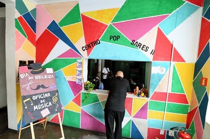 O Centro Pop Sares II recebe decoração especial para o dia