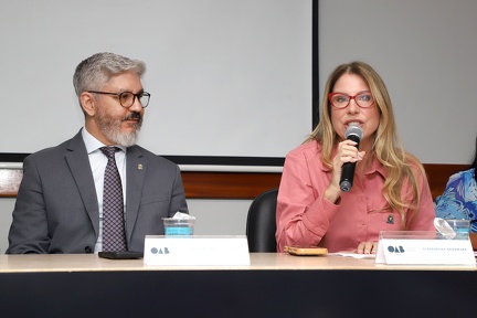 Os secretários de Justiça de Campinas, Peter Panutto, e de  Políticas para as Mulheres, Alessandra Herrmann, também falaram na abertura do colóquio, destacando a necessidade de avançar nas medidas de proteção às mulheres
