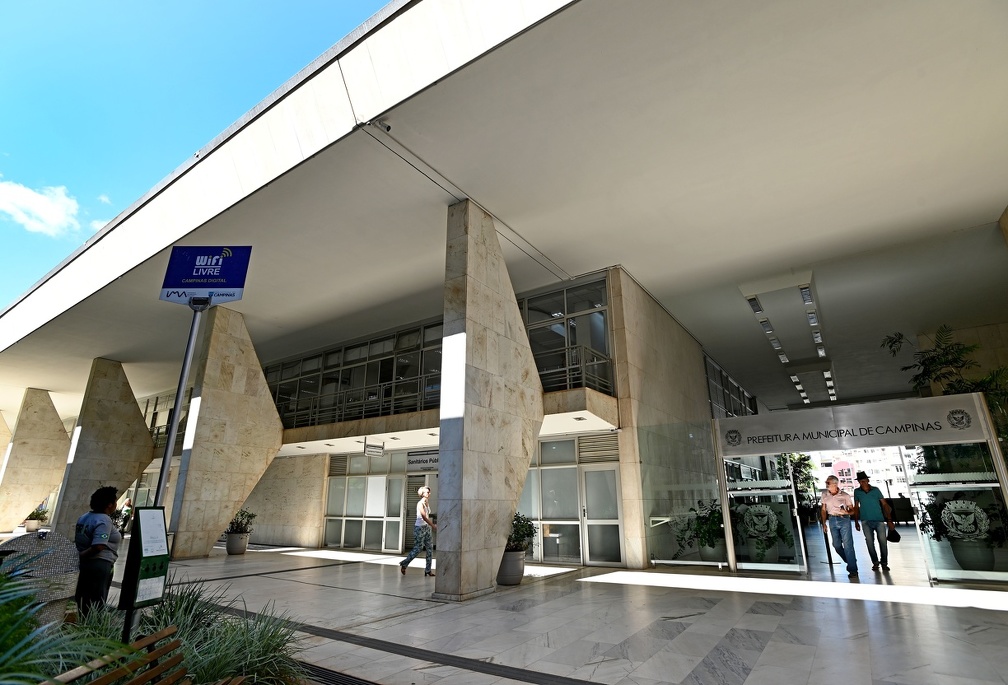 Servidores municipais da ativa e aposentados terão reajuste de 6% nos salários