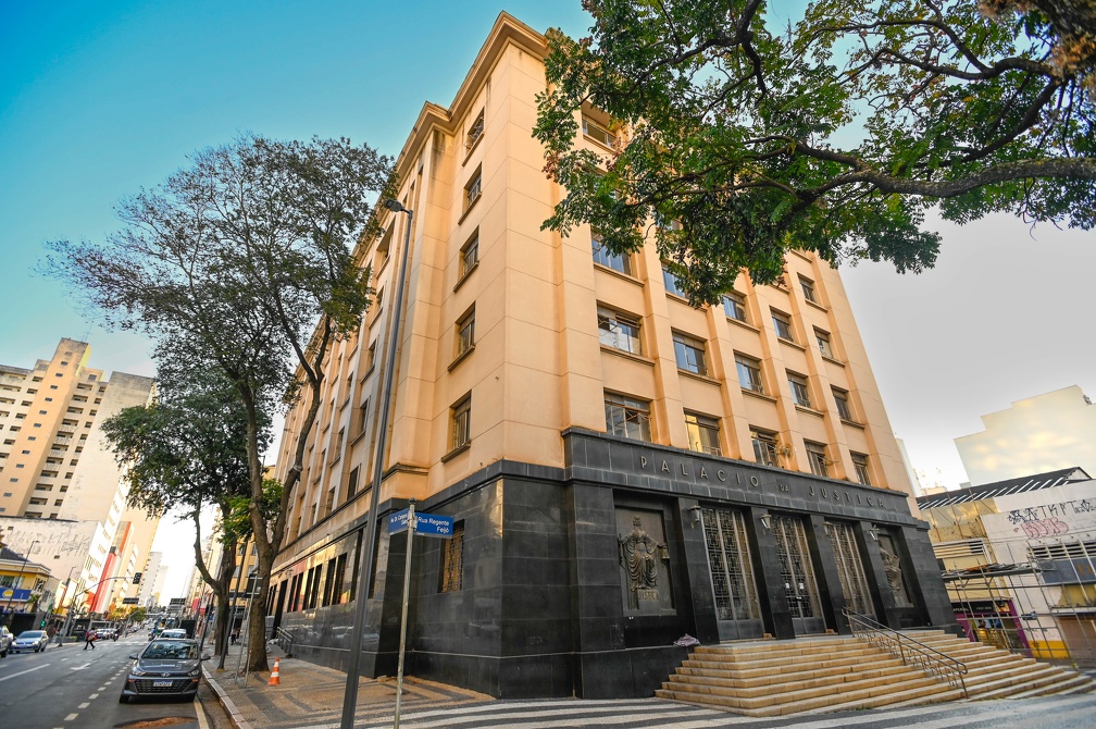 Retirada dos andaimes faz parte do processo de requalificação do prédio que passou a ter, neste ano, a gestão da Prefeitura de Campinas