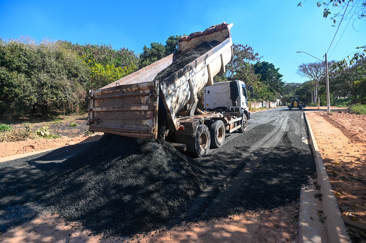 A pavimentação e a drenagem vão melhorar a infraestrutura das ruas e as condições de circulação do transporte coletivo no bairro