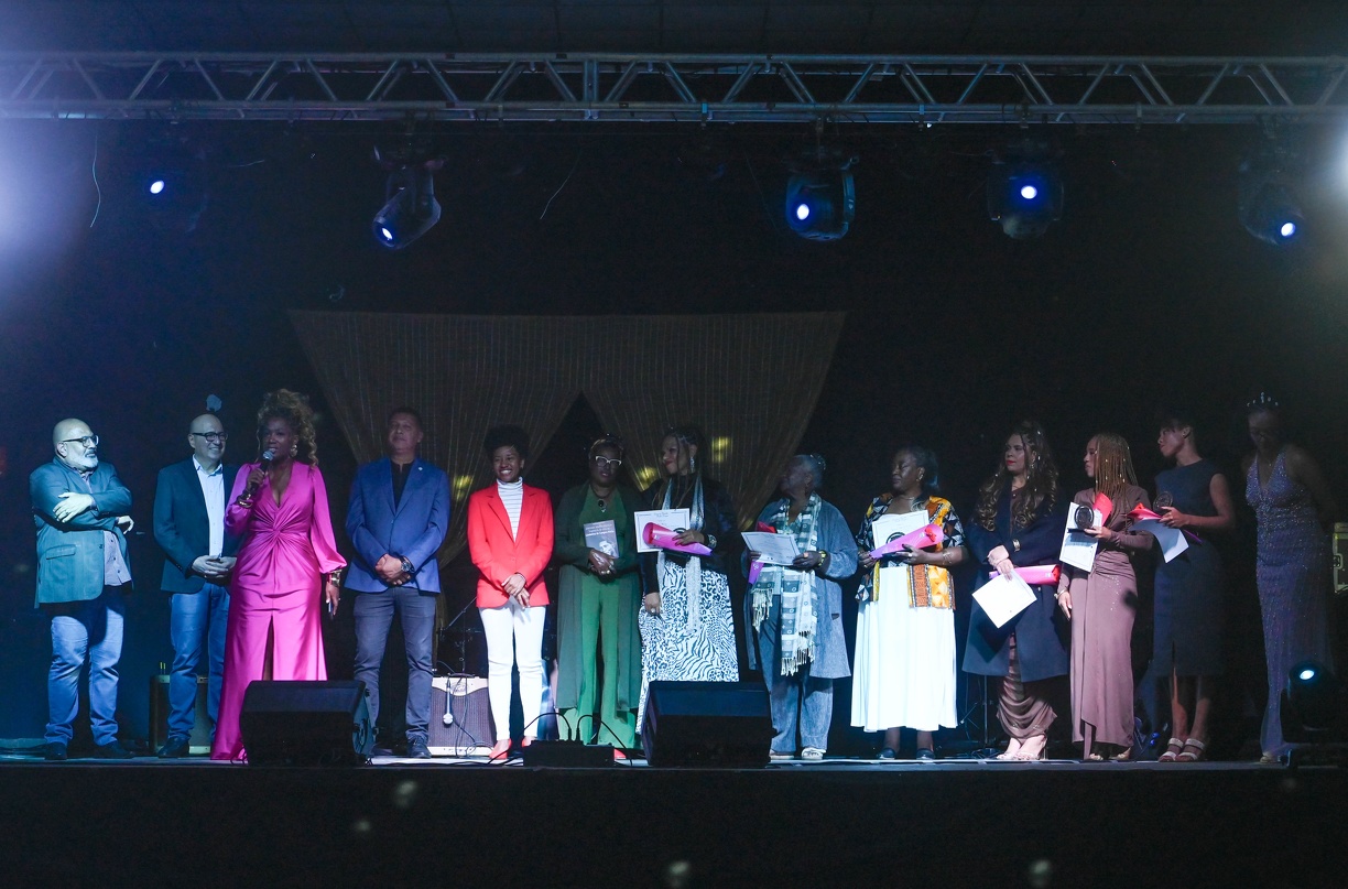 Como em anos anteriores, a diplomação será feita durante um baile nos moldes dos que deram origem ao Concurso Rainha Pérola Negra